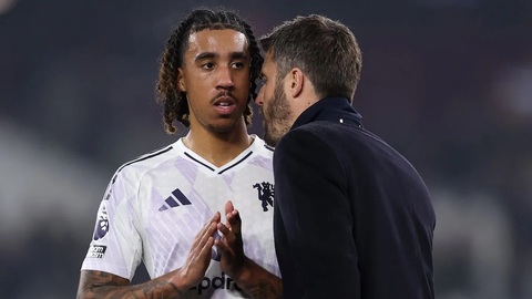 MU tan hoang hàng thủ